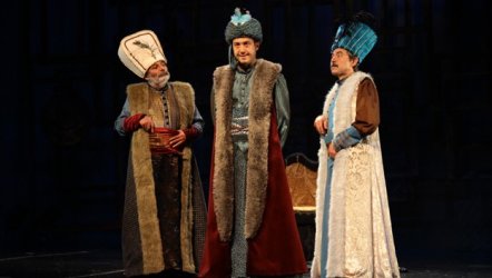 Kösem Sultan - Kocaeli Şehir Tiyatroları