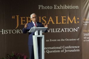 IRCICA, Kudüs Meselesi’ne tarihi fotoğraflarla ışık tuttu.