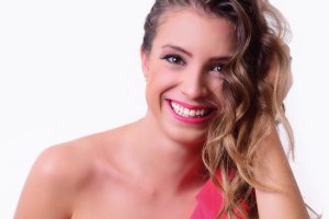Esra Poryalı'dan 
