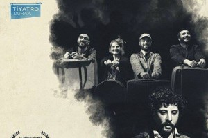 Titanik Orkestrası duyulduğu sürece yaşam bir  one-man show'dur.