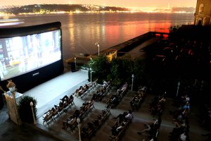 Boğaz’da sinema keyfi başlıyor...