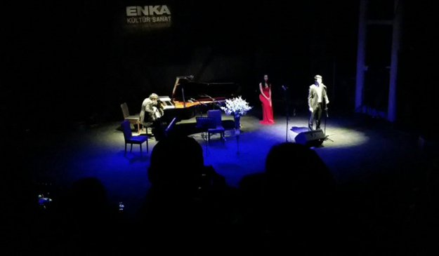 Açıkhava’da yıldızlar geçidi