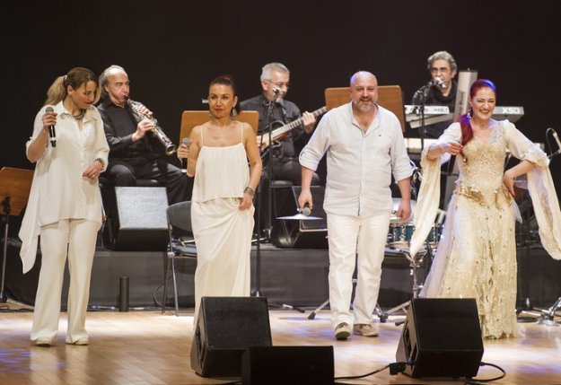 Candan Erçetin ve Kardeş Türküler Aynı Sahnede Olacak
