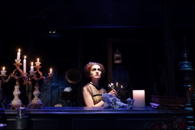 İstanbul Devlet Tiyatrosunda - 10 -15 Ocak 2017