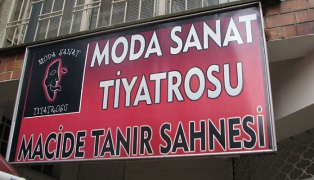 SAHNELER: Moda Sanat Tiyatrosu Macide Tanır Sahnesi - Kadıköy