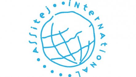 Dünya Çocuk ve Gençlik Tiyatroları Bildirileri