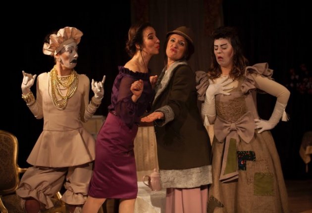 Atölye Tiyatrosu'ndan Yeni Oyun : Kadınlar&Kadınlar