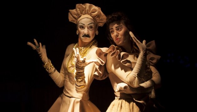 Atölye Tiyatrosu nun yeni oyunu:  Kadınlar & Kadınlar