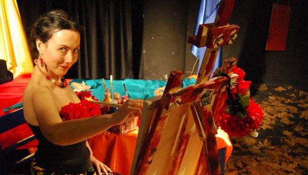 Frida, Öykü Sahne’de ikinci sezonunu tamamlıyor.