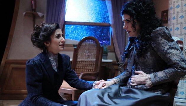 Nora - Bir Bebek Evi