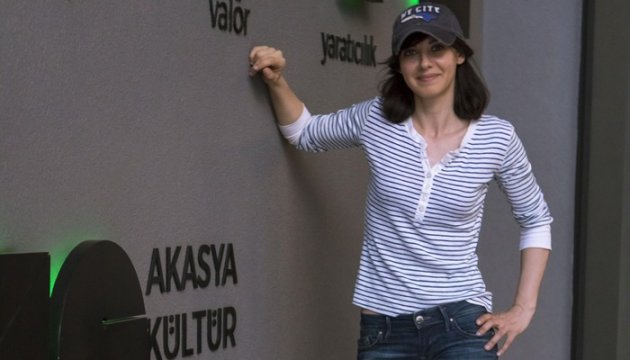 Sonunda Kendi Oyununu Yazdı