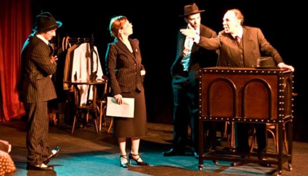 Rahat Yaşamaya Övgü 