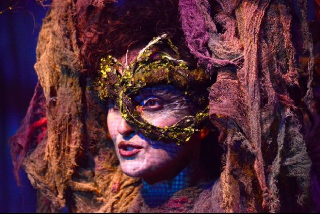 Divane Ağaç (Yunus Emre) 