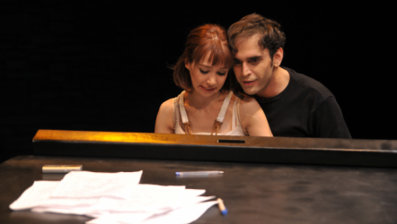 Bak Bizim Şarkımızı Çalıyorlar