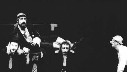 Godot Geldi
