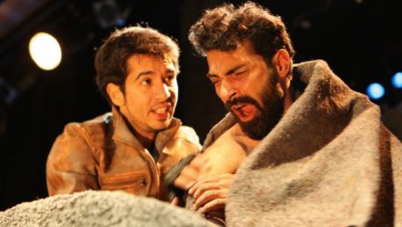 Üç Tekerlekli Araba