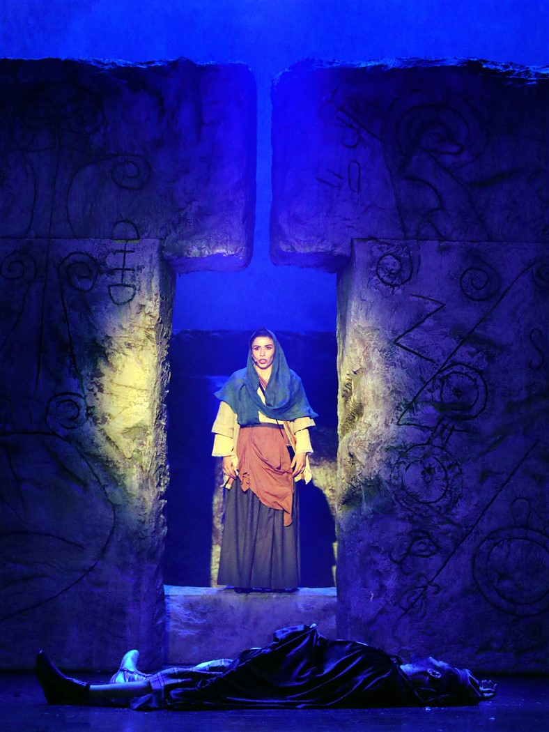 Macbeth - Adana Devlet Tiyatrosu