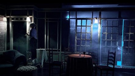 Sahnede Paranormal Bir Gece: 